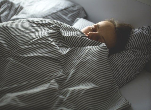 miegas nepadės numesti svorio