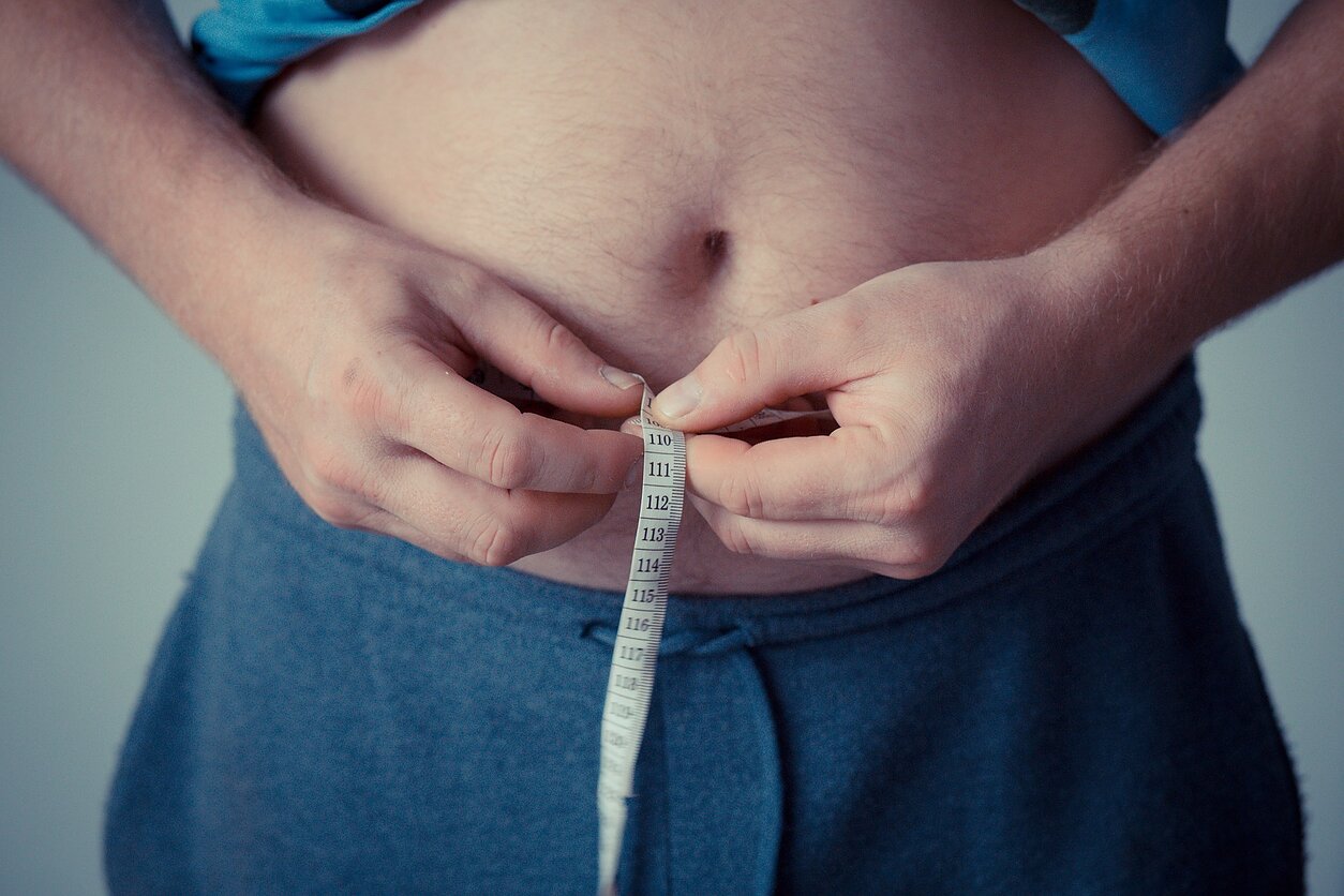 pilvo riebalų netekimo menopauzė numesti svorio dvikova